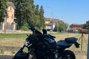 MT 07 - Race Blue 2014