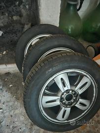 Coppia cerchi in lega + gomme 175/65 R15 - nuovo
