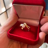 Stupendo anello solitario con grande diamante