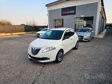 Lancia Ypsilon 0.9 TwinAir 85 CV 5 porte S&S Plati