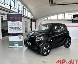 smart fortwo EQ tua a 247,00 euro al mese