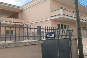 Ruffano - Appartamento+locale