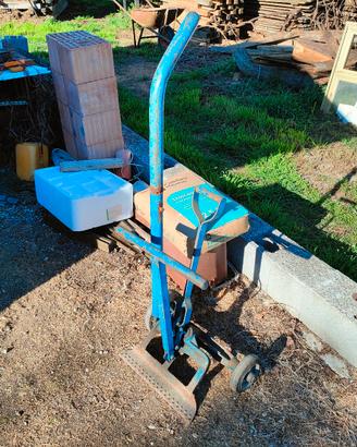 Carrello porta radiatori girevole