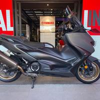 YAMAHA T-Max 560 Tech-max