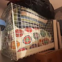 Trasportino per gatto in metallo con accessori