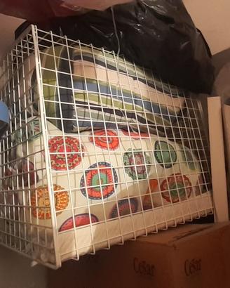 Trasportino per gatto in metallo con accessori