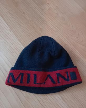 Cappellino di lana del Milan. Prodotto ufficiale
