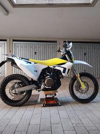 Husqvarna enduro 701 anno 9/2021 km 9.150