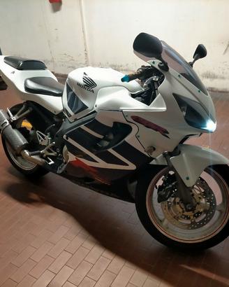 Honda CBR f sport 600