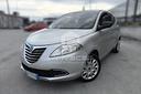 lancia-ypsilon-1-2-69-cv-5-porte-s-s-gold