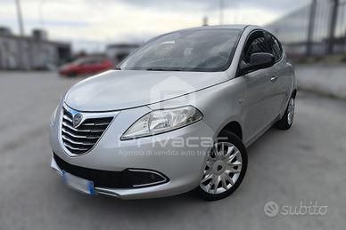 LANCIA Ypsilon 1.2 69 CV 5 porte S&S Gold