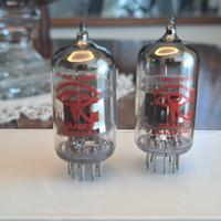 Valvole preamplificatore 12AX7 Equivalente a ECC83
