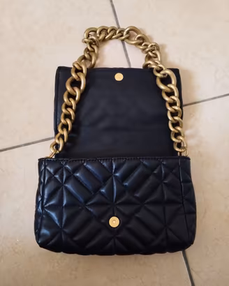 Borsa Zara Nera + Berretto Chicago + Braccialetto