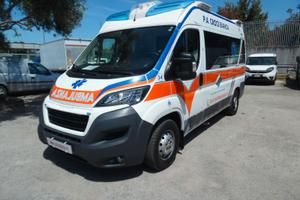 Peugeot Boxer  AMBULANZA