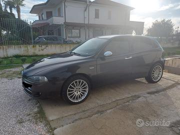 Alfa Romeo 147