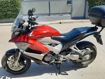 Honda crossrunner X 800