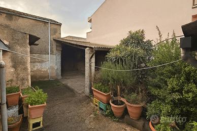 Indipendente con ulteriore unità abitativa