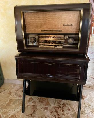 Radio FUNZIONANTE Nordmende Traviata