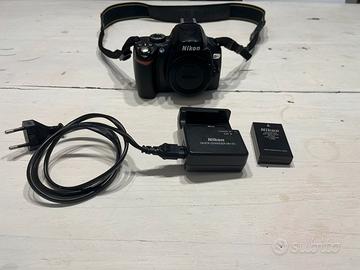 Nikon D60 + Caricabatterie