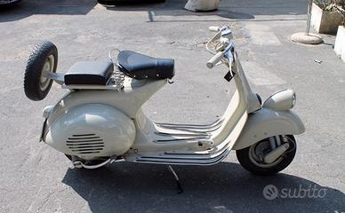 Vespa 125 anno 1954 faro basso