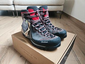 Scarpone montagna Salewa 