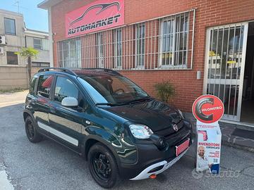 Fiat Panda 1.0 FireFly Cross Hybrid Garmin