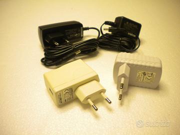 2 ALIMENTATORI da 220V-USB e 2 da 220V-5V