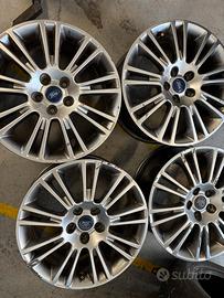 4 cerchi ford (17R)