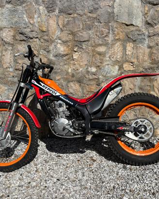 MONTESA Cota 4RT Repsol