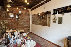 Locale commerciale a Lucca