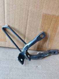 SUPPORTO PEDANA POSTERIORE DESTRA ORIGINALE YAMAHA