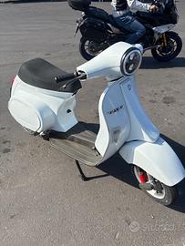 Vespa 50 