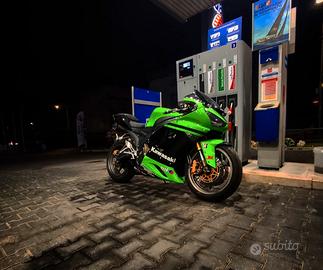 Kawasaki ninja zx6r 