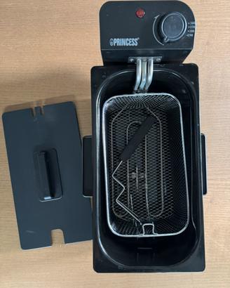 Friggitrice ad olio Princess 3L 2000W