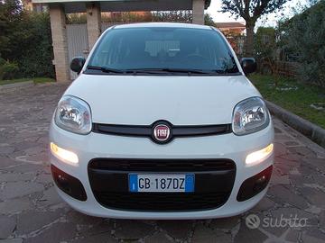 FIAT Panda 1.2 benzina 5 posti Uconnect - 2020