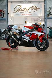 Yamaha YZF R7 OW-02 Nuova New 1KM YZFR7