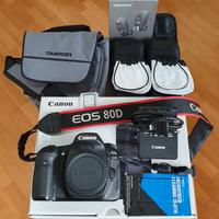 Canon EOS 80D con accessori