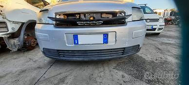 AUDI A2 2003 - PARAURTI ANTERIORE