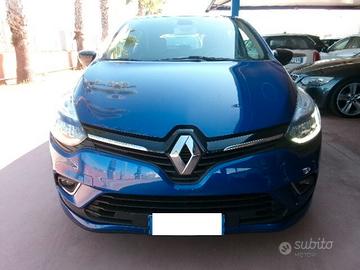 Renault Clio TCe 12V 90 CV 5 porte Moschino Life