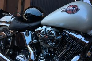 Harley Davidson Softail Deluxe