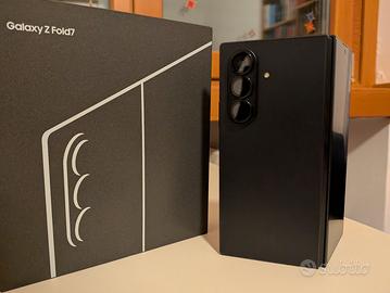 Samsung Galaxy Z Fold 7 • 512gb • trattabile