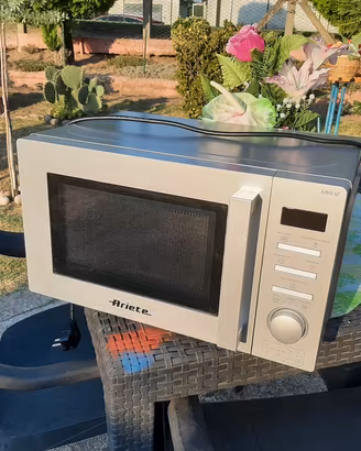 Forno microonde 