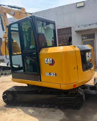 Miniescavatore CAT 305.5E2