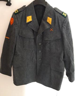 Lotto abbigliamento esercito svizzero