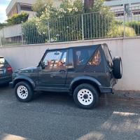 5 cerchi originali samurai,sj413,410 +5 gomme