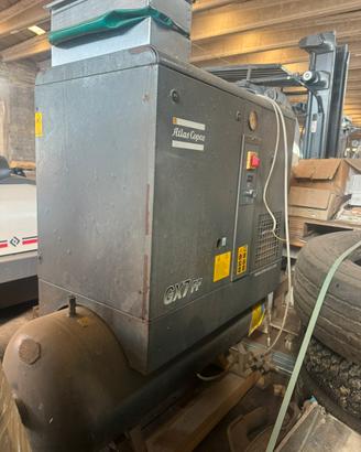 COMPRESSORE A VITE ATLAS COPCO GX7FF
