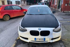 BMW serie 1 114 d 2013