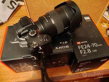 machina fotografica Sony a 7riii 