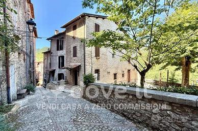 Appartamento Via Umberto Primo, 19, 02043, Contigl