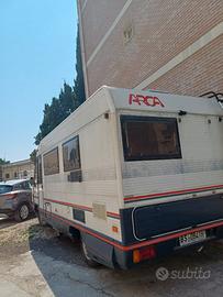 Permuto motorhome arca 2.5 td 6 posti letto con c